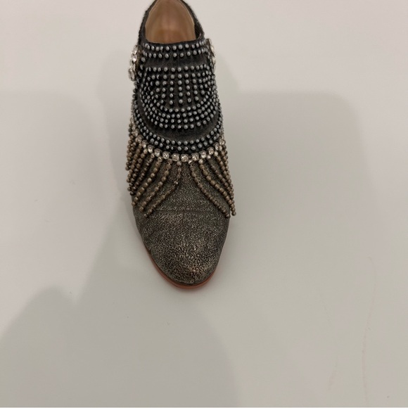 Just The Right Shoe "Parisian Nights" - Picture 4 of 12